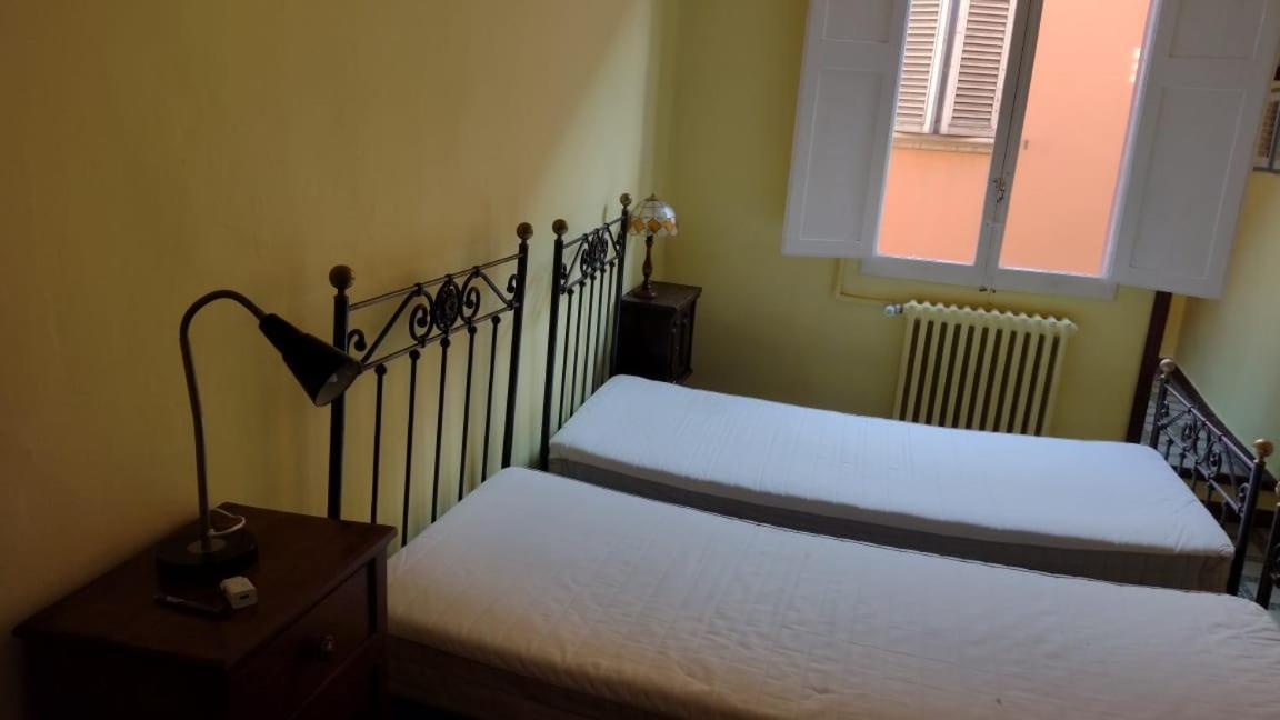 A Quattro Passi Apartment Bologna Exterior photo